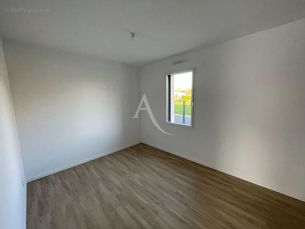 Maison à SAINT-HILAIRE-LA-FORET