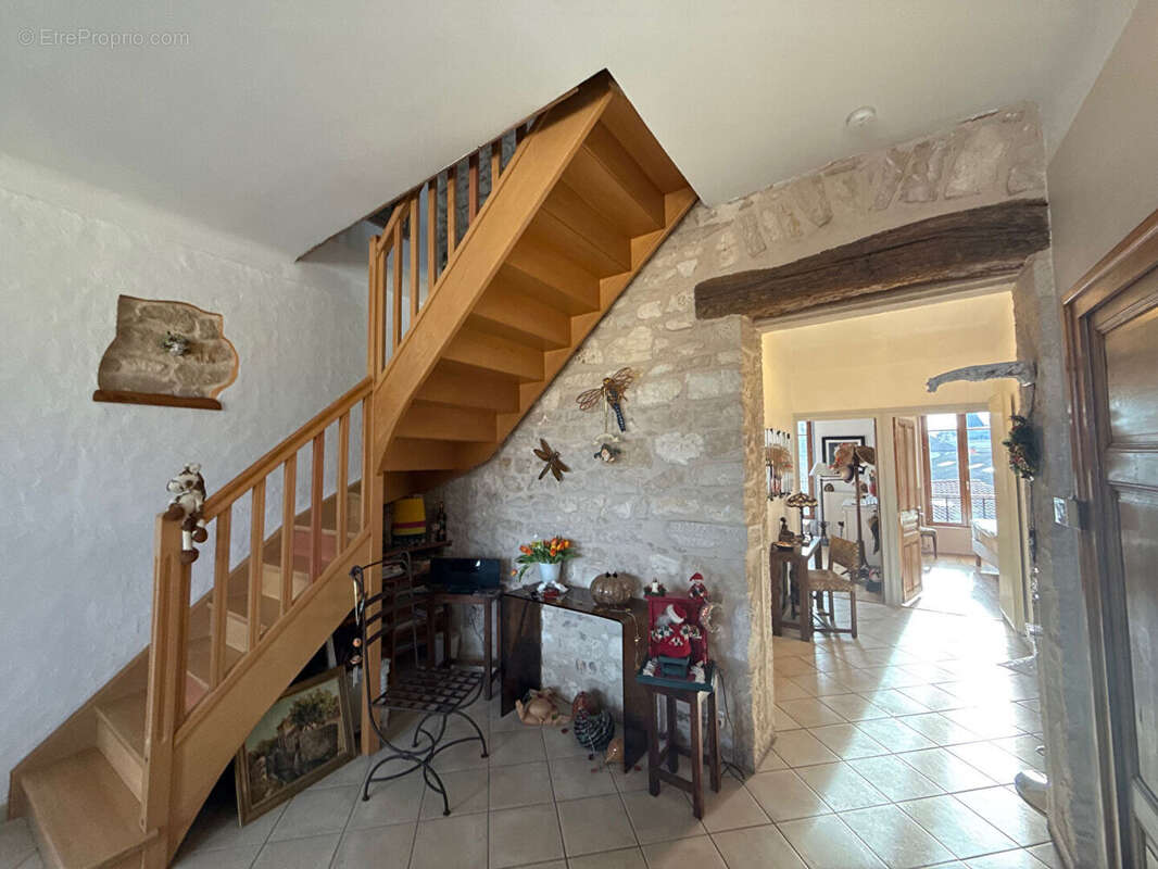 Appartement à ANSE