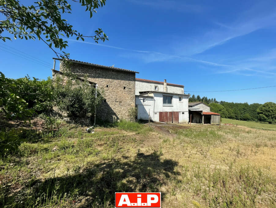 Maison à POUZAUGES
