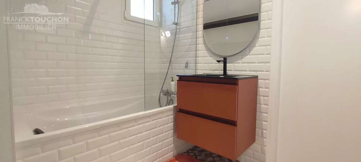 Maison à FERRIERES-EN-GATINAIS