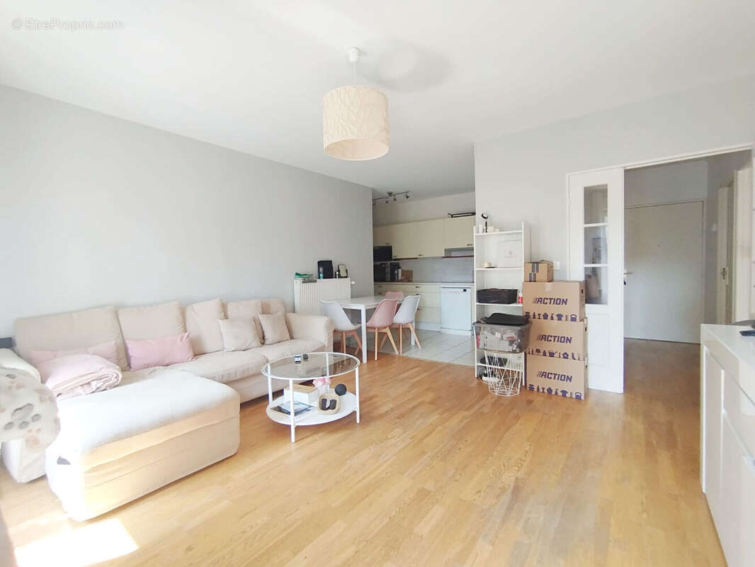 Appartement à SAINT-FARGEAU-PONTHIERRY