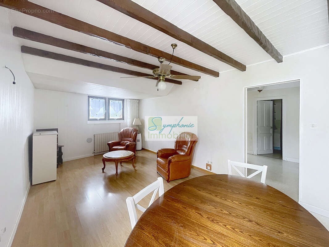 Appartement à SAINT-ALBAN-LEYSSE
