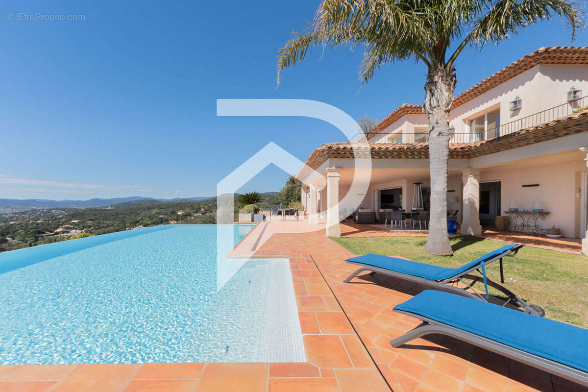 Maison à GRIMAUD