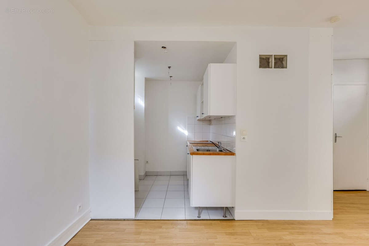 Appartement à PARIS-11E