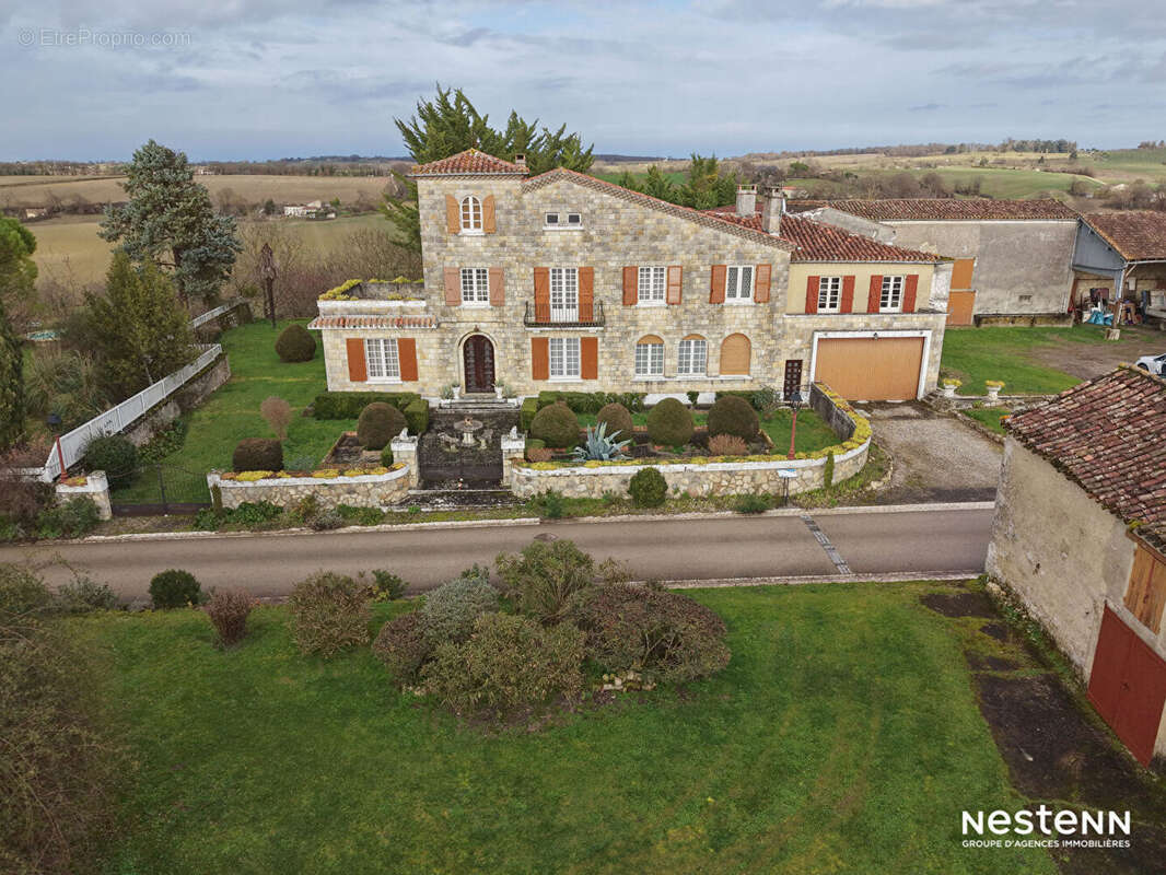 Maison à CASTELNAU-SUR-L'AUVIGNON