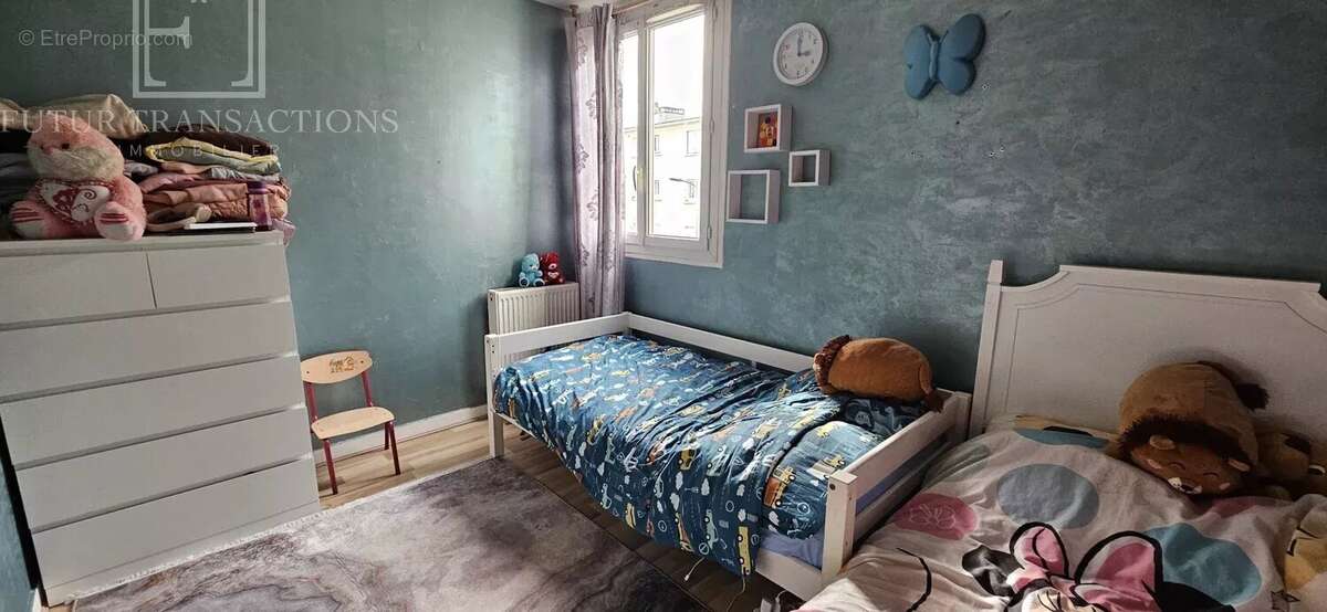 Appartement à COLOMBES