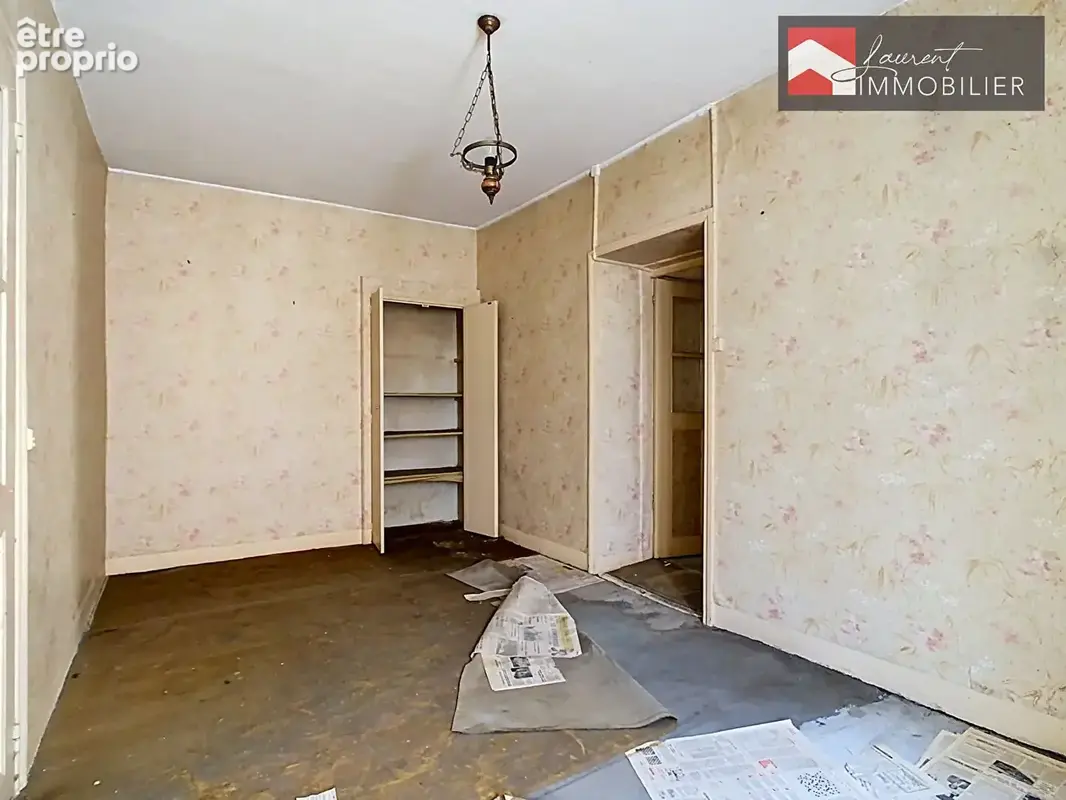 Cuisery - Maison de ville à rénover - Fort potentiel d'investissement ! - photo 5