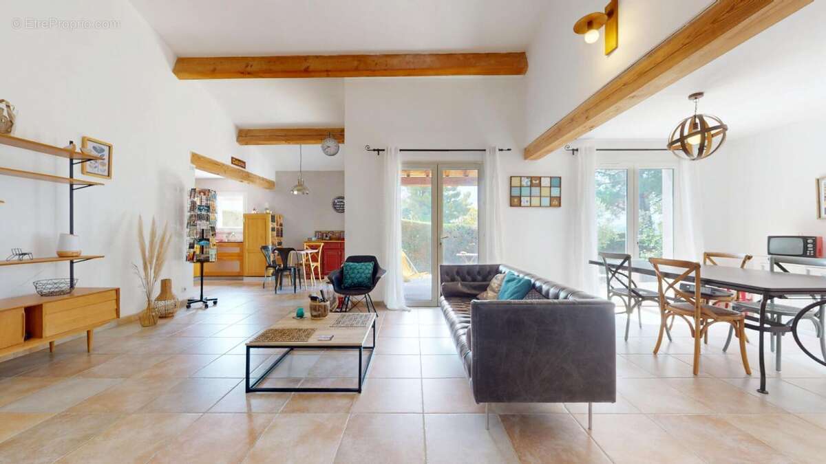 En exclusivite - plain pied - 4 faces - 3 chambres - sejour 60 m2 - photo 7