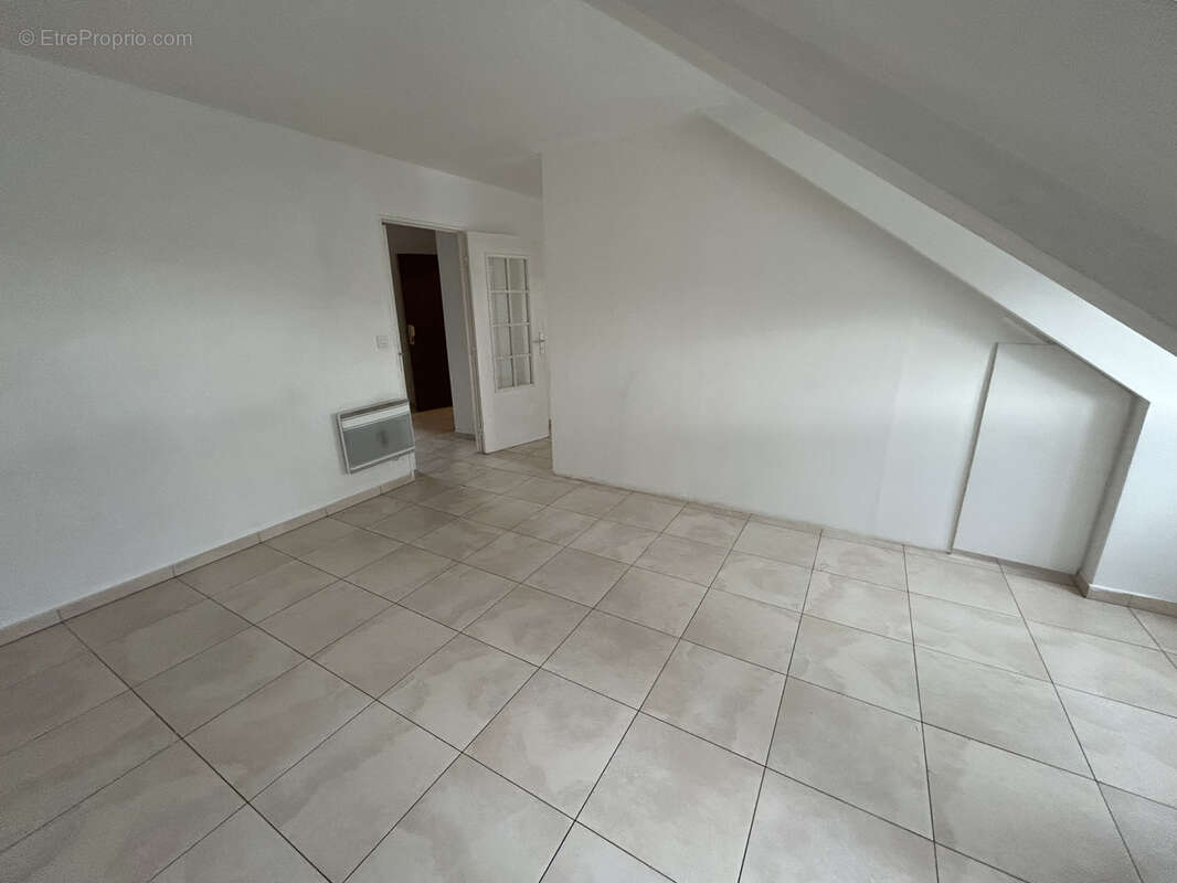 Appartement à CLAYE-SOUILLY