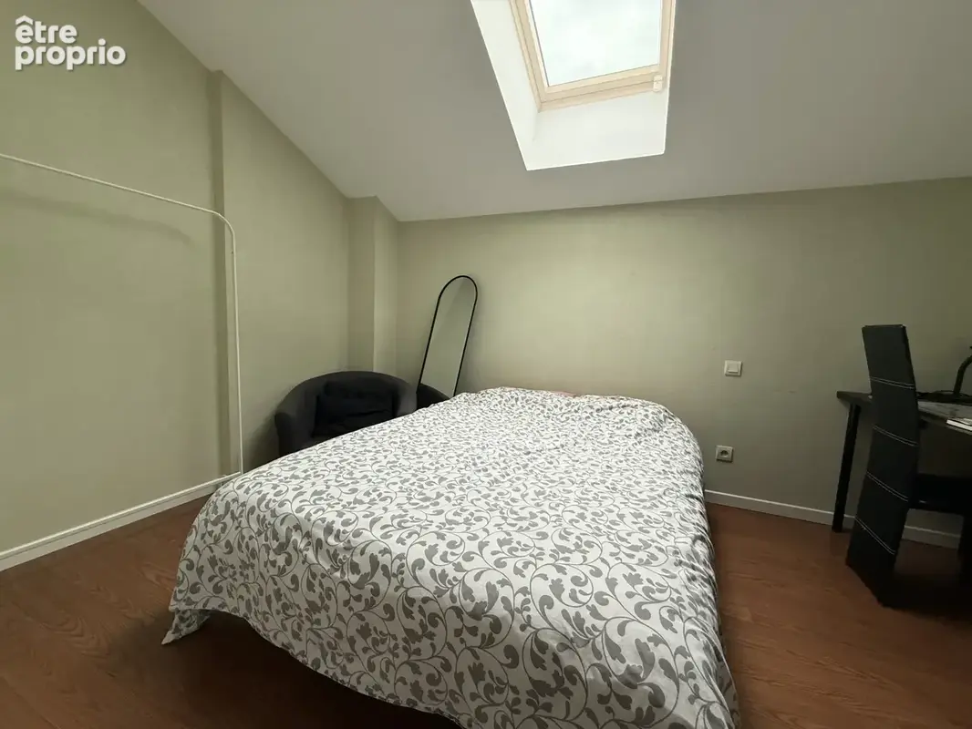 HIDRI IMMO PLUS vous propose en exclusivité une maison mitoyenne avec climatisation et garage à Fontaine - photo 6