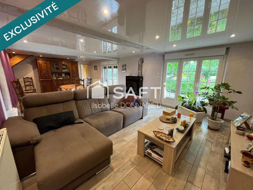 Photo 2 - Maison à VOISCREVILLE