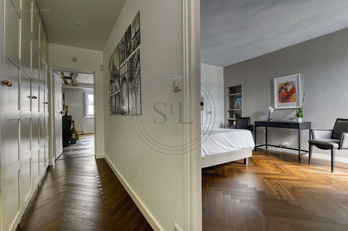 Appartement à VERSAILLES