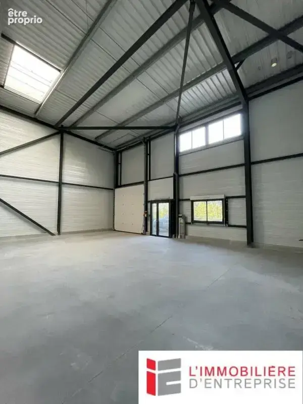 Local d'activite a vendre - photo 2