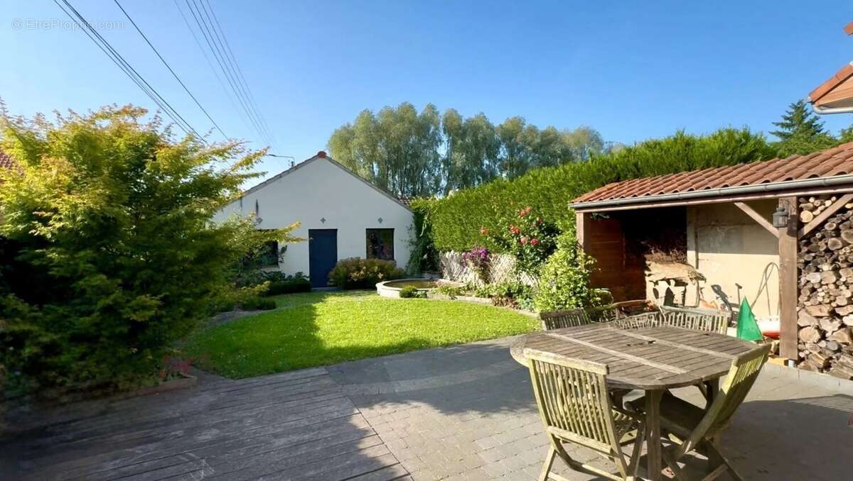 Maison à CAPPELLE-EN-PEVELE