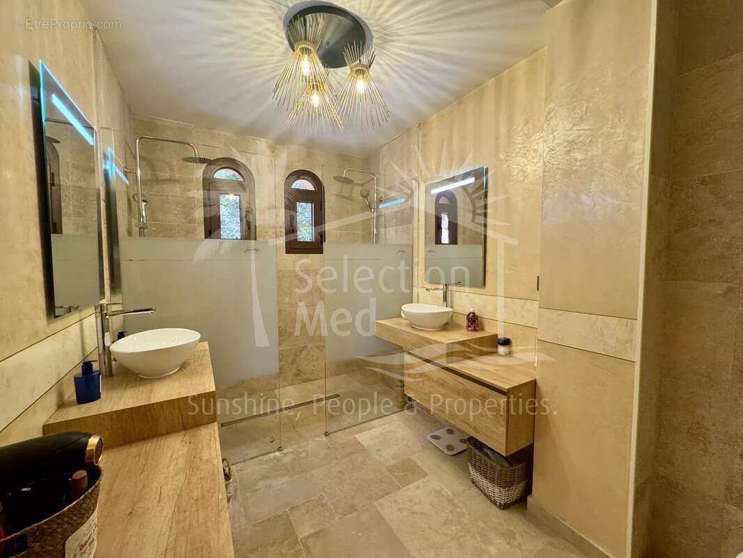 Maison à LE LAVANDOU