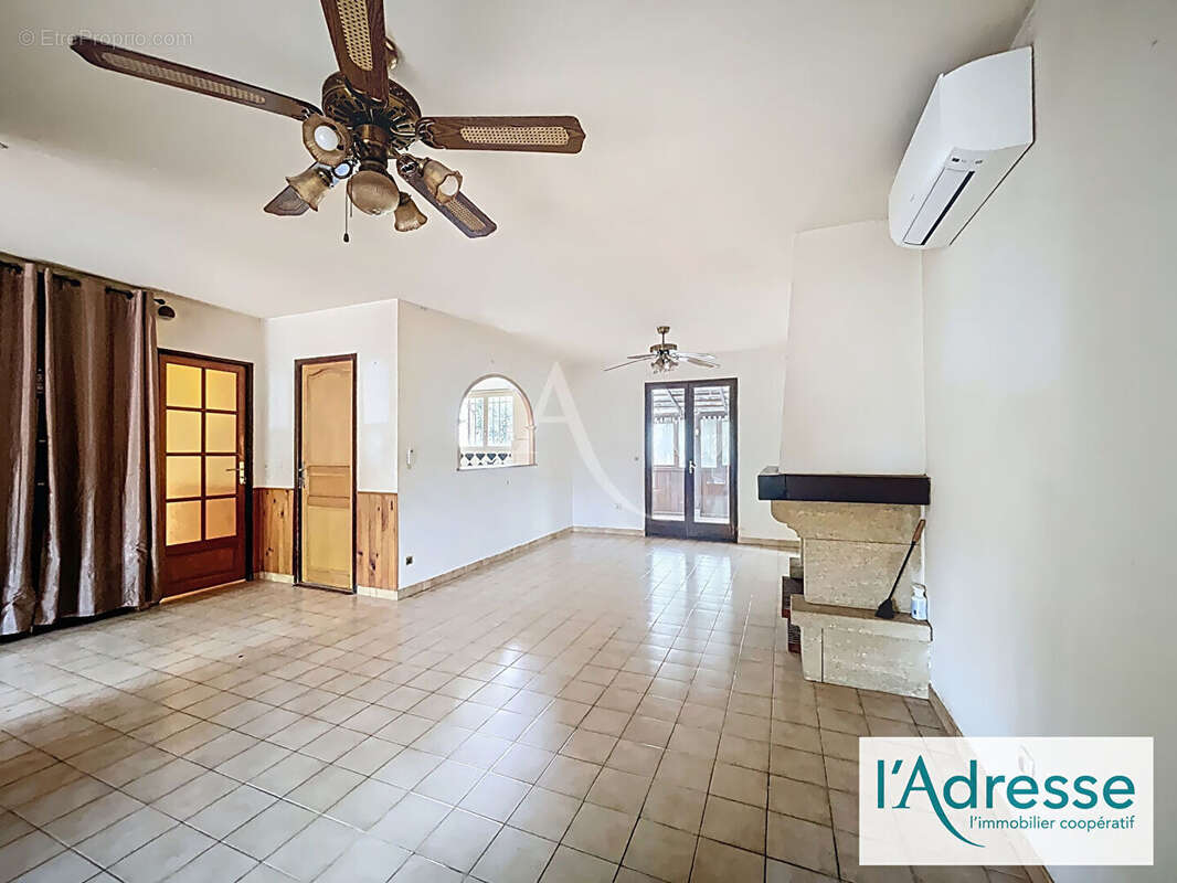 Maison à CASTELGINEST