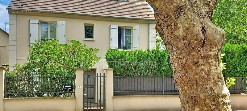 Maison à ENGHIEN-LES-BAINS