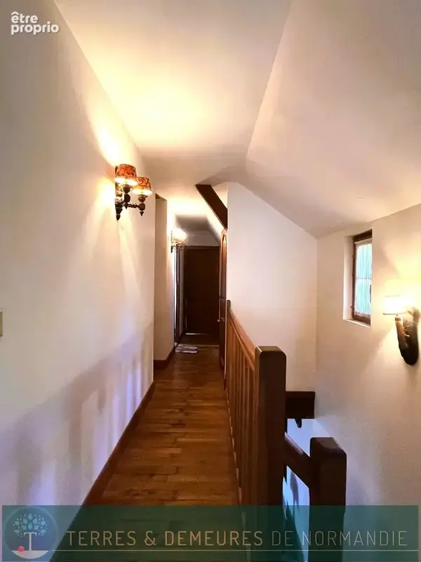 Propriété normande de caractère sur 4 hectares de terrain et dépendance, Vue époustouflante proche de Lisieux (14100) - photo 13