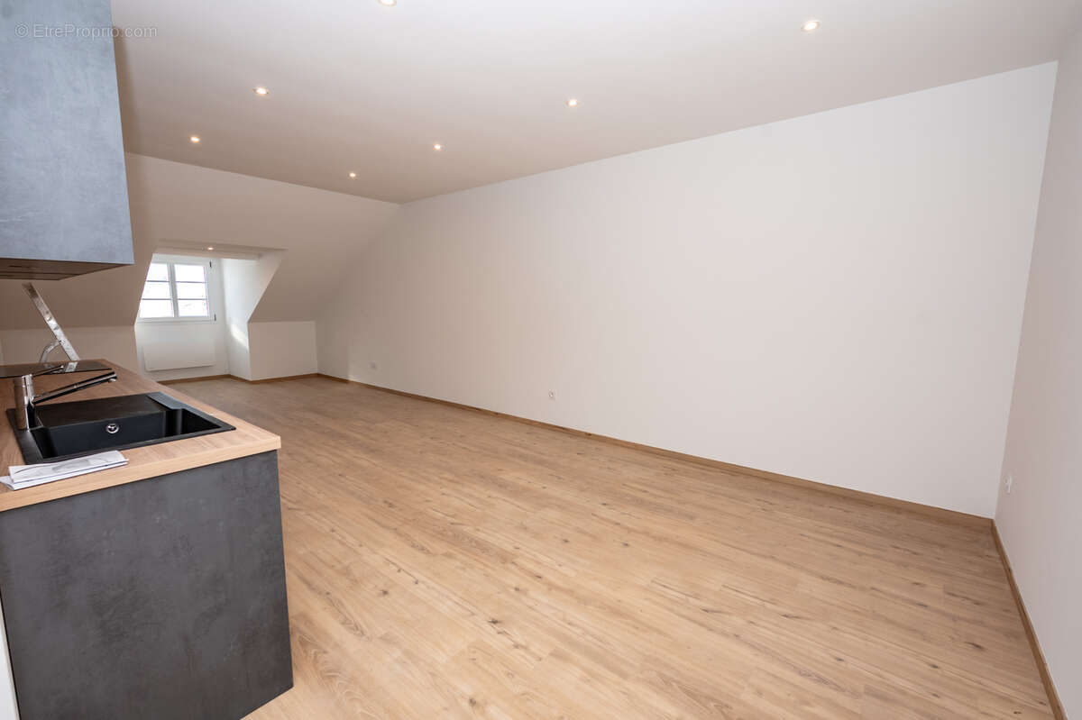 Appartement à MOUTHE