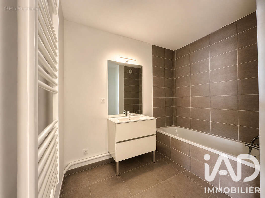 Appartement 62 m² à Annemasse  - photo 5