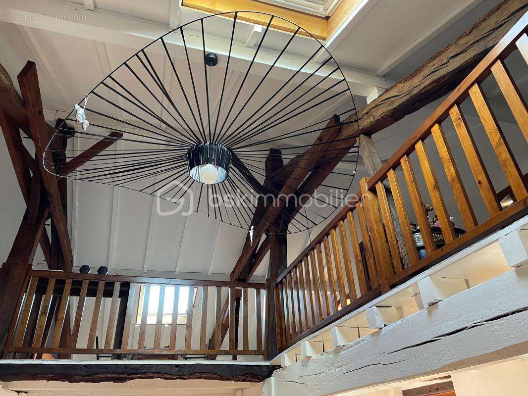 Maison à VILLENEUVE-DE-MARSAN