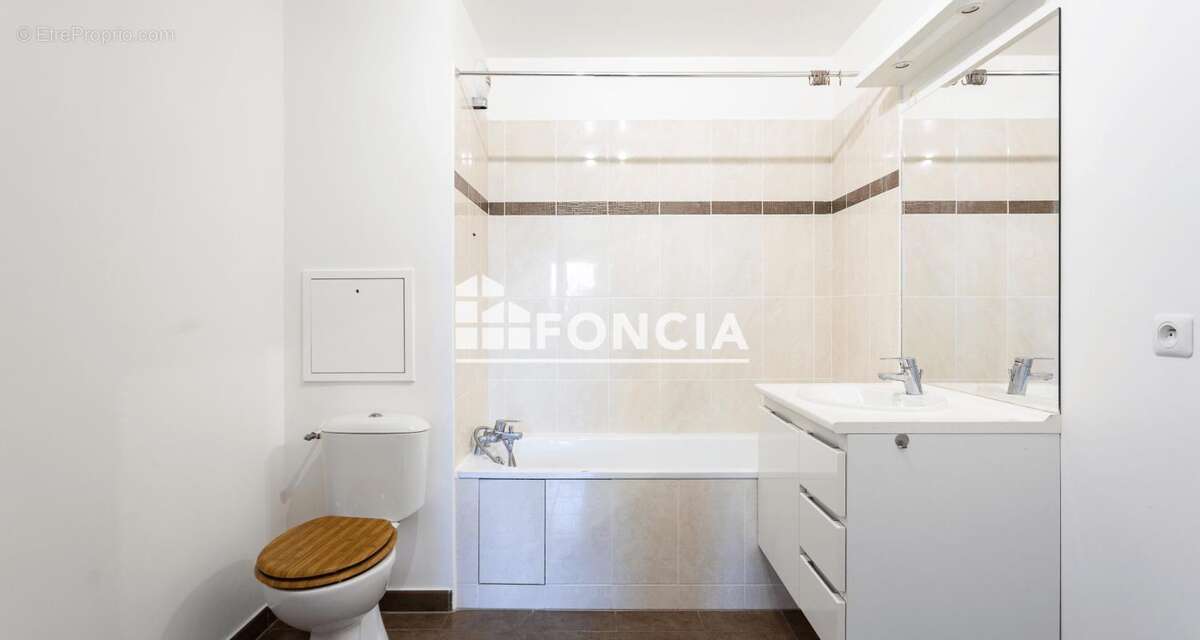 Appartement à PERSAN