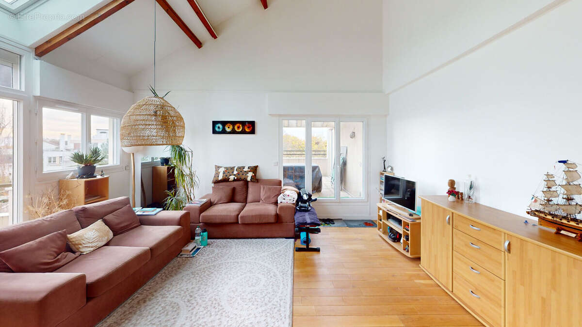 Appartement à MAISONS-ALFORT