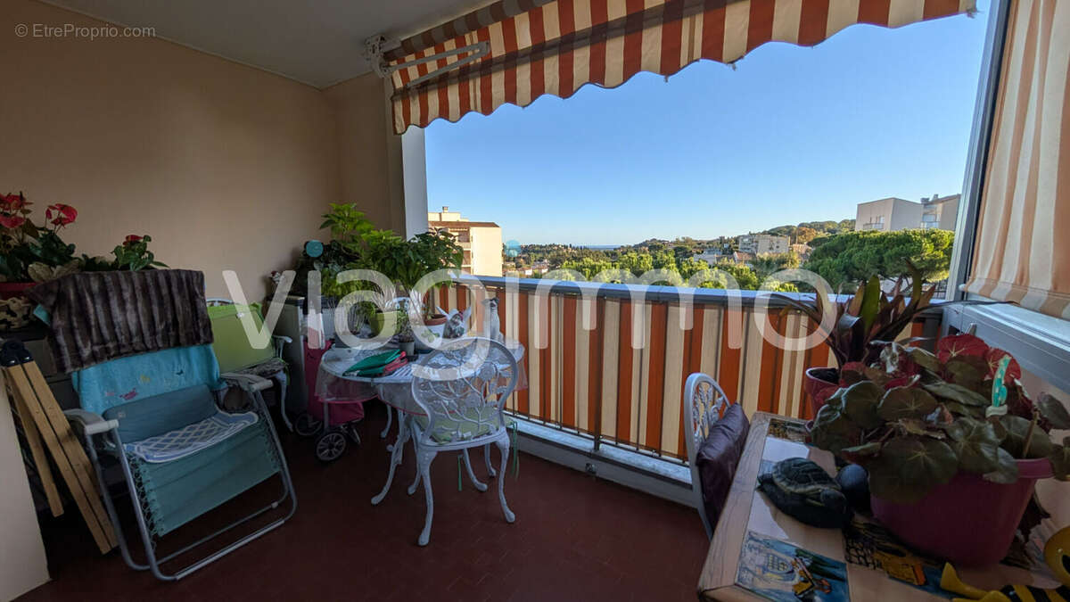 Appartement à LE CANNET