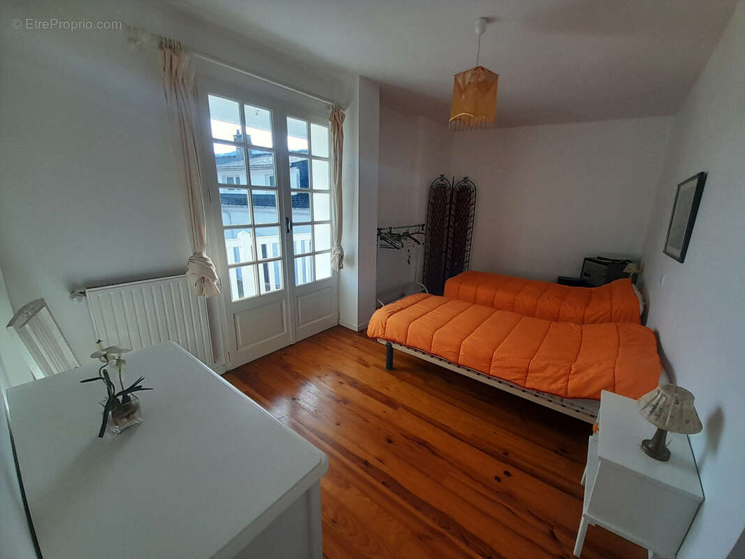 Maison à SAINT-PE-DE-BIGORRE