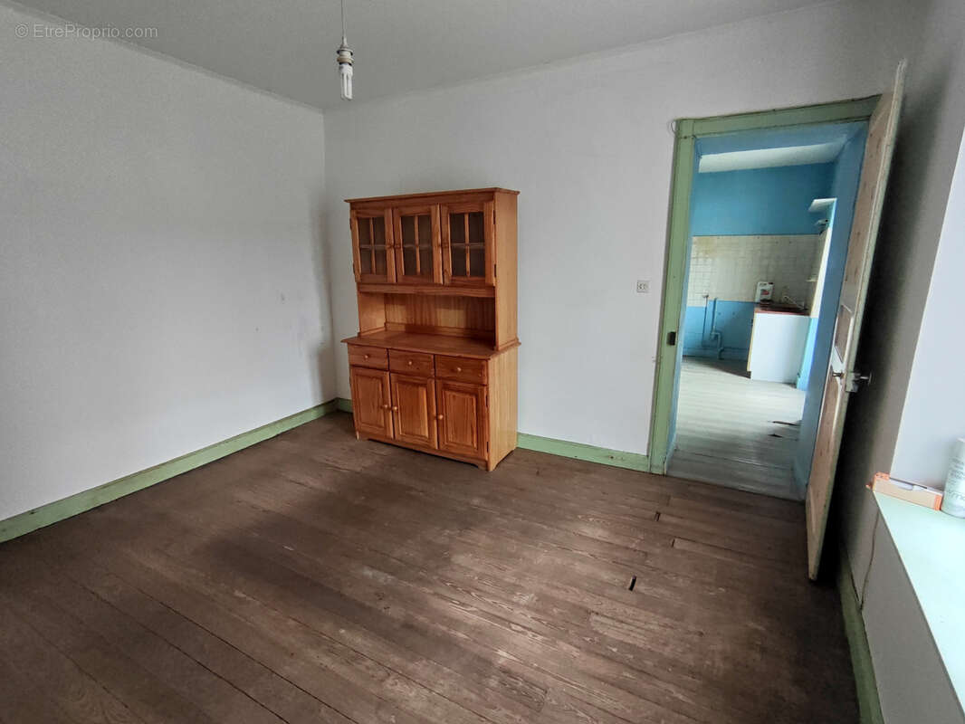 Maison à VANNES-LE-CHATEL