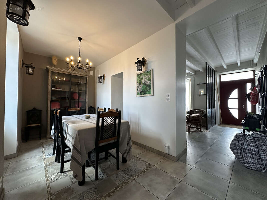 Maison à TOURLAVILLE