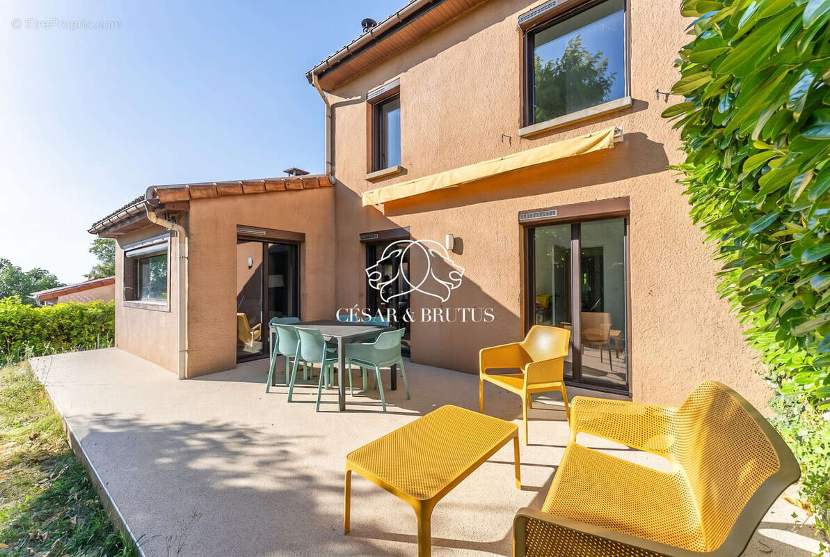 Maison 122 m² à Rillieux-La-Pape  - photo 3