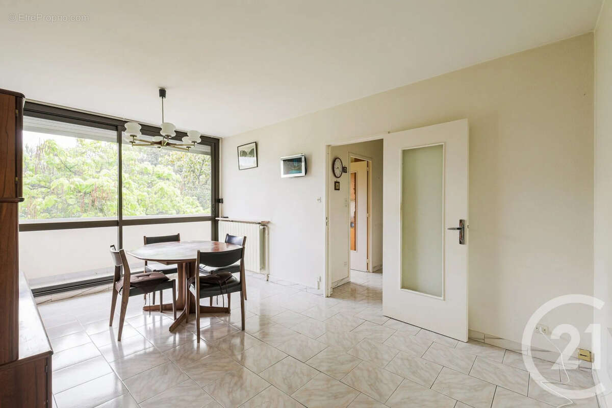 Appartement à ECHIROLLES