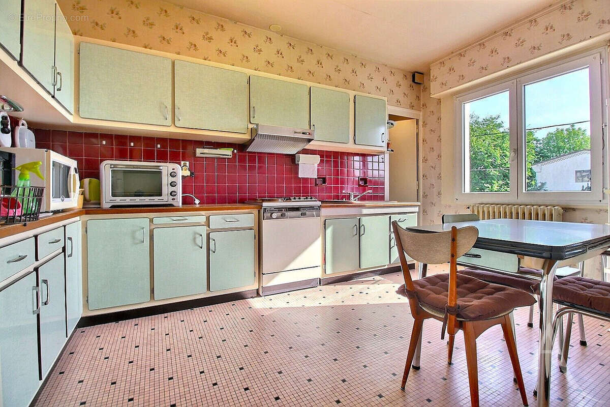 Maison à VILLENAVE-D'ORNON