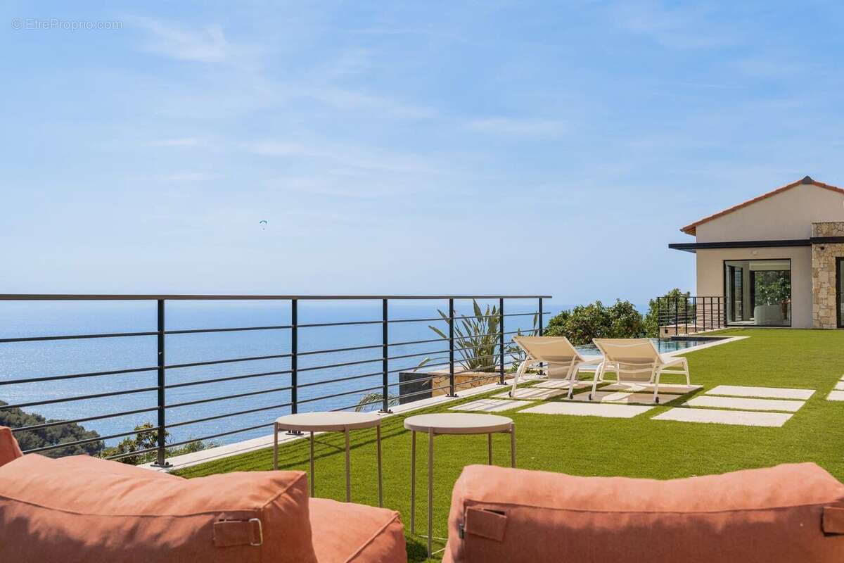 Maison à ROQUEBRUNE-CAP-MARTIN