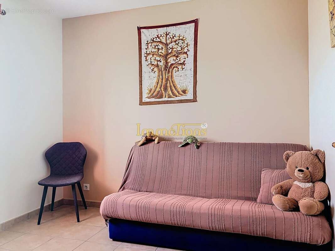 Maison à SAINT-HILAIRE-DU-ROSIER