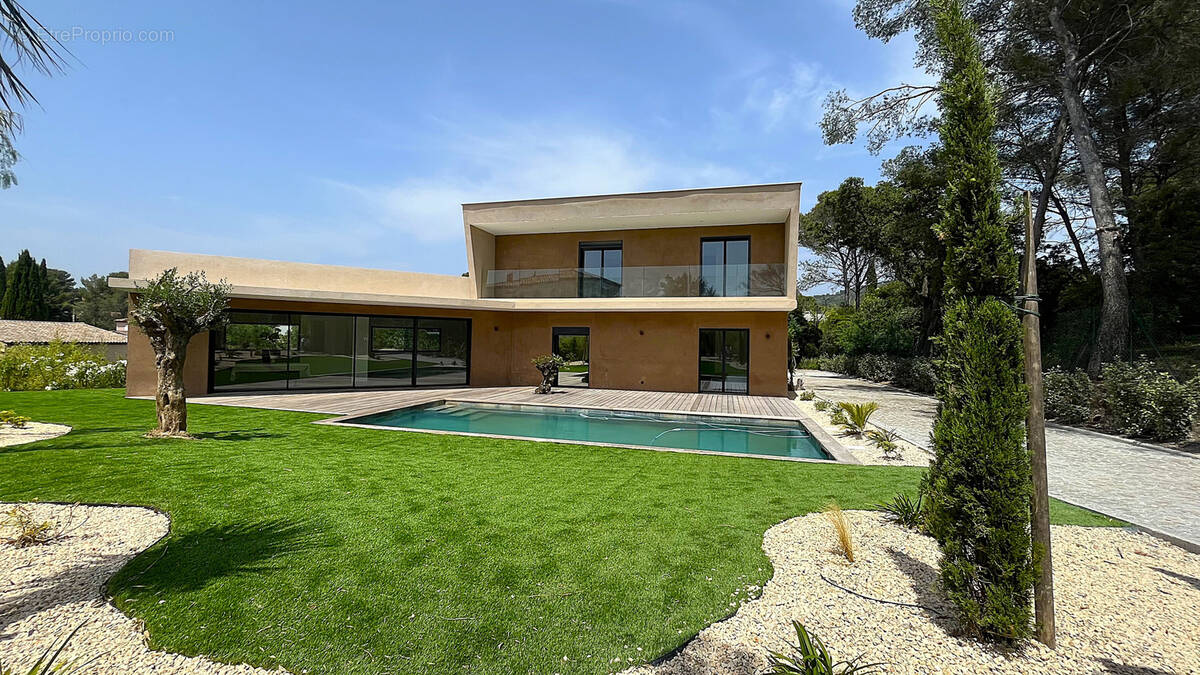 Maison à SAINT-RAPHAEL