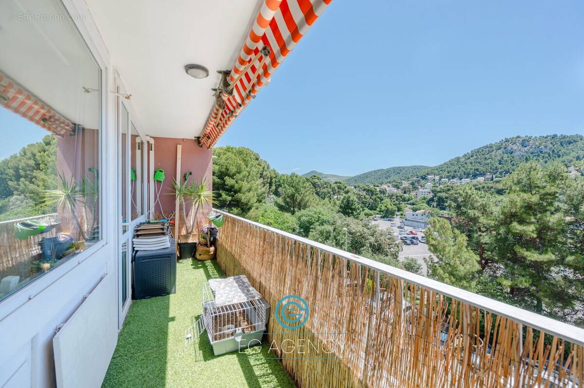 Appartement à MARSEILLE-9E