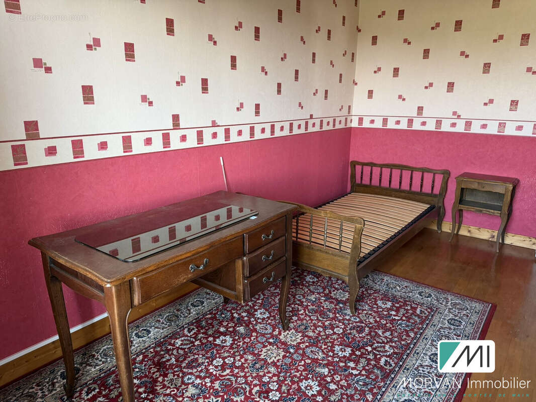 Chambre 2 - Maison à LE PERRAY-EN-YVELINES