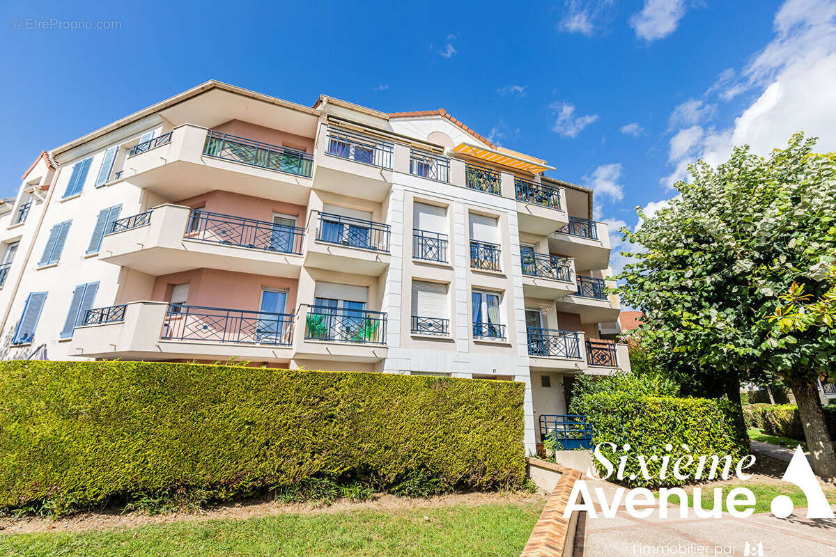 Appartement à CHILLY-MAZARIN