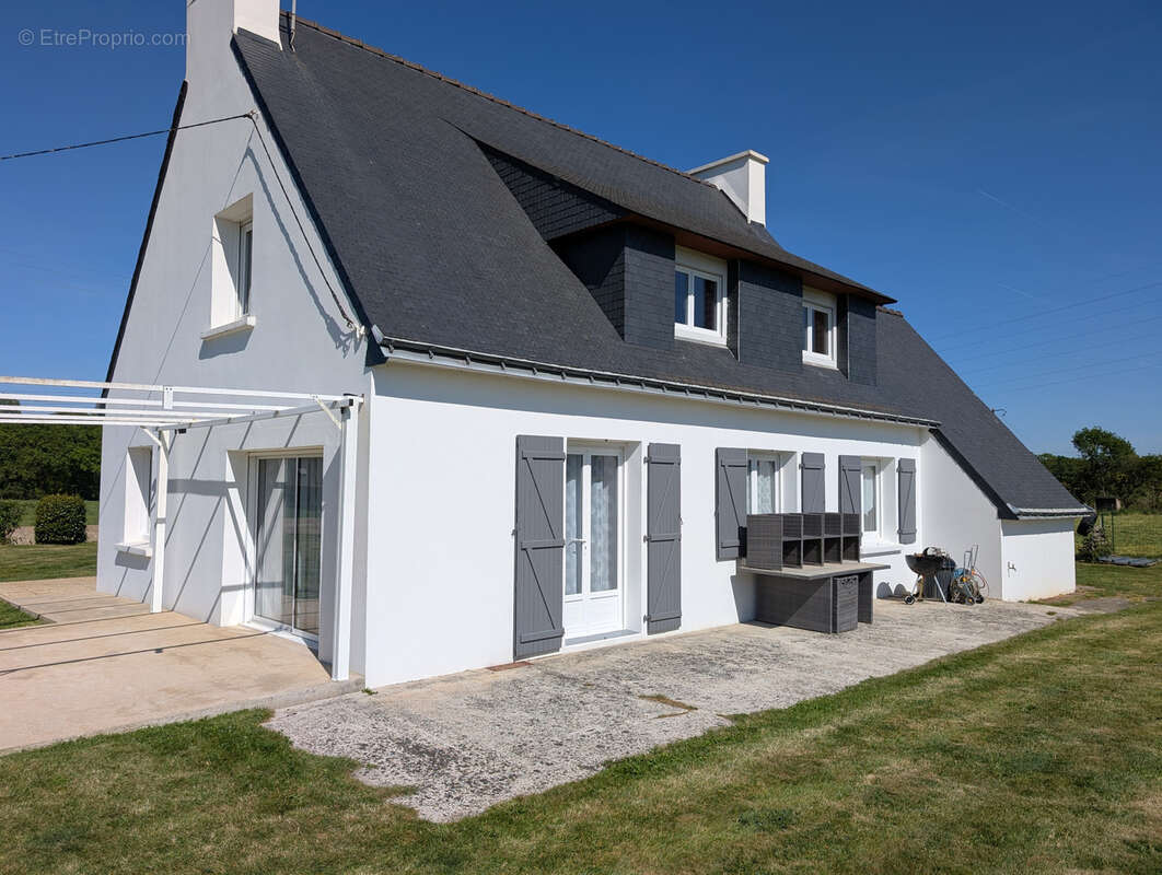 Maison à PONT-SCORFF