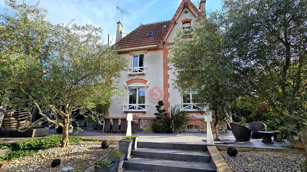 Maison à LE RAINCY
