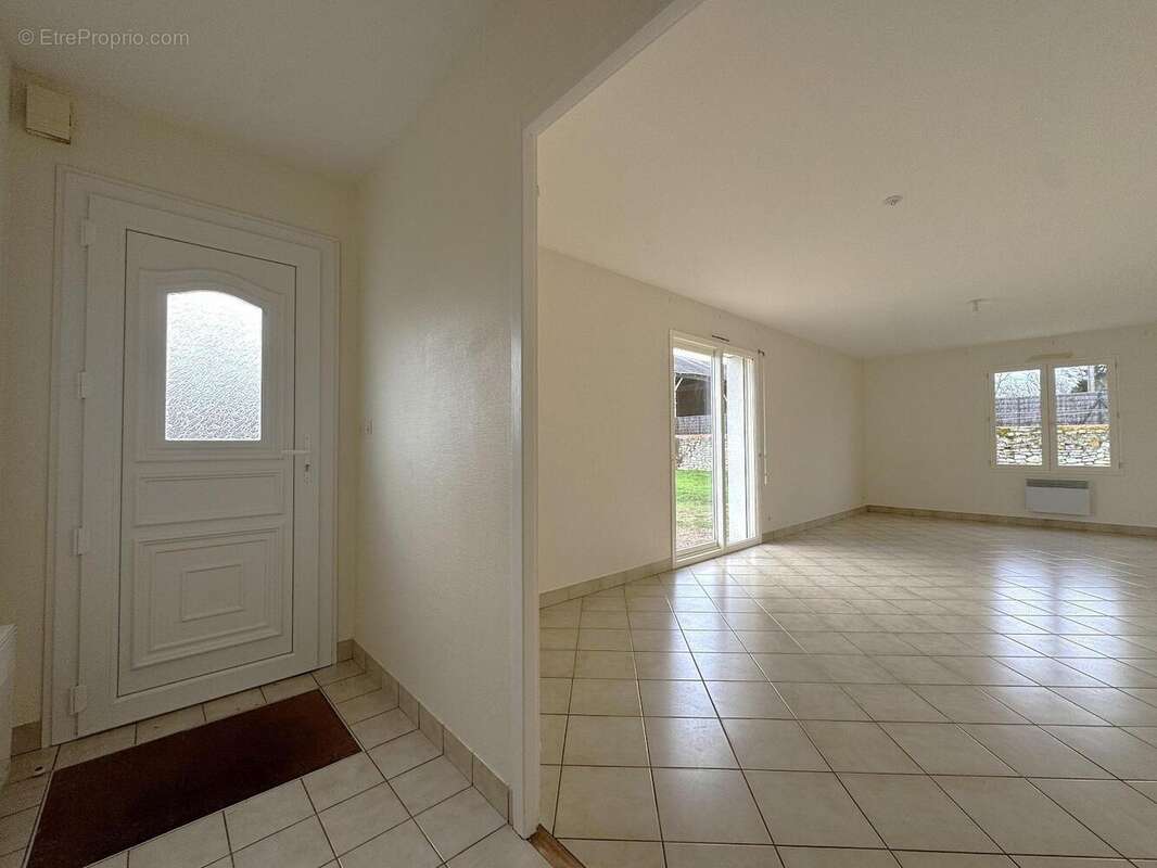   - Maison à SAINTE-VERGE