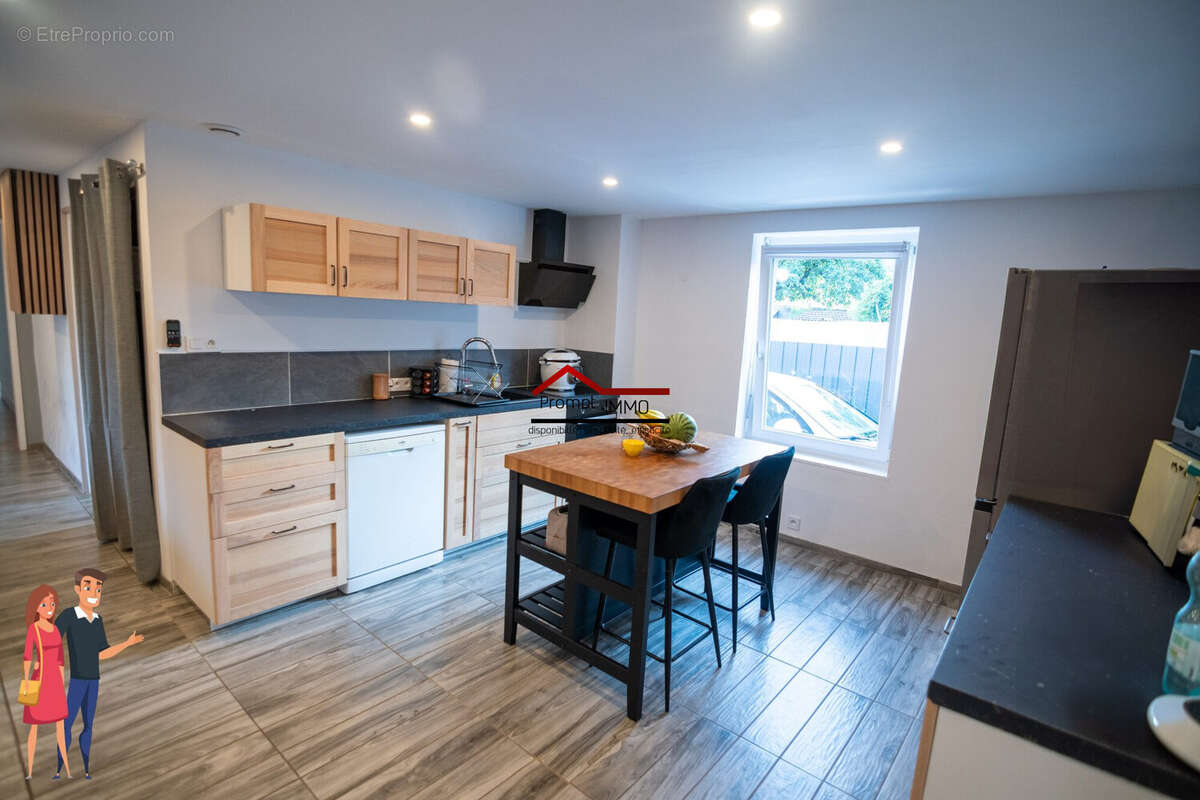 Maison à PONT-DE-ROIDE