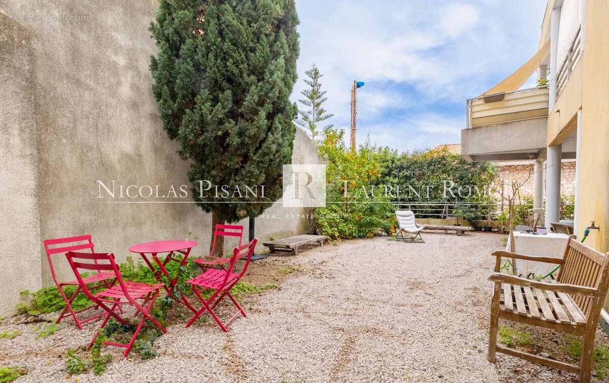 Appartement à BEAULIEU-SUR-MER