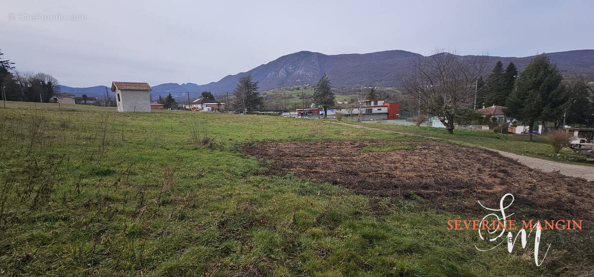 Terrain à SAINT-JEAN-EN-ROYANS