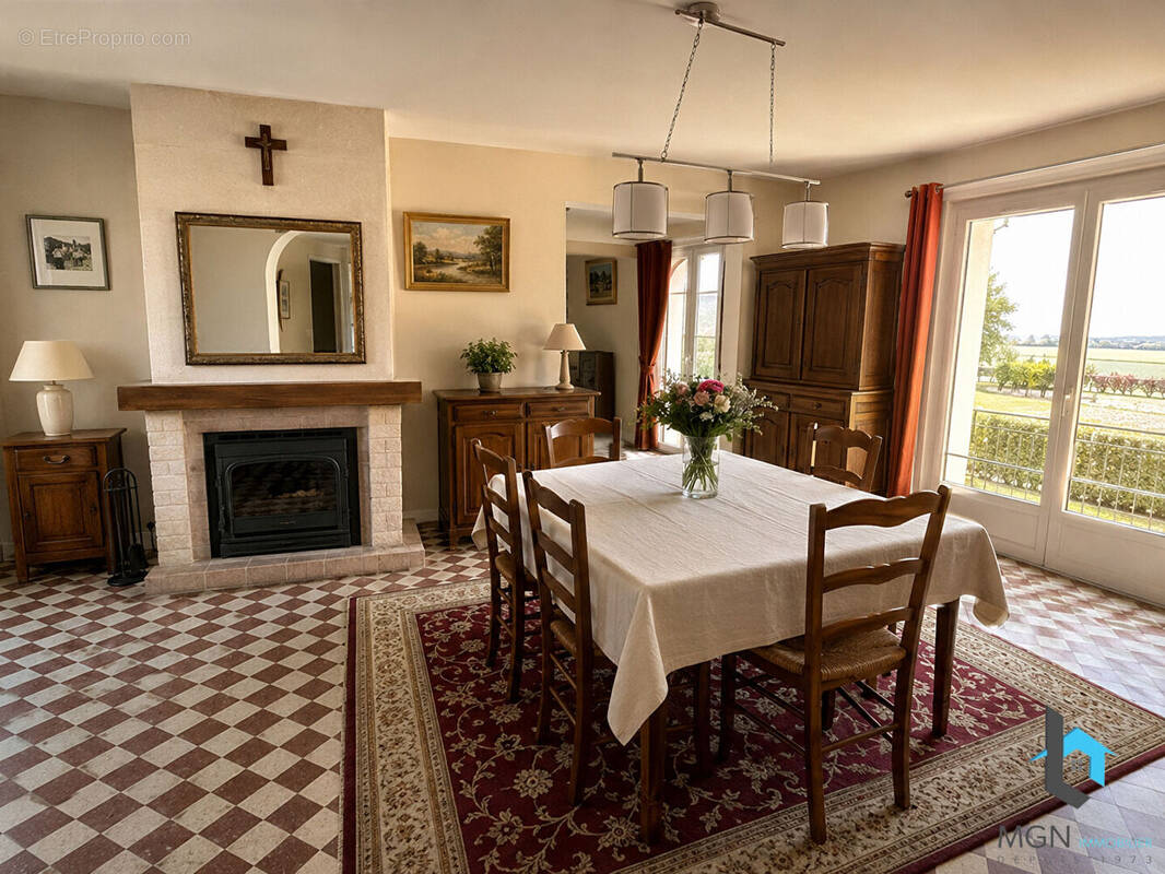 Maison à NOGENT-LE-ROI