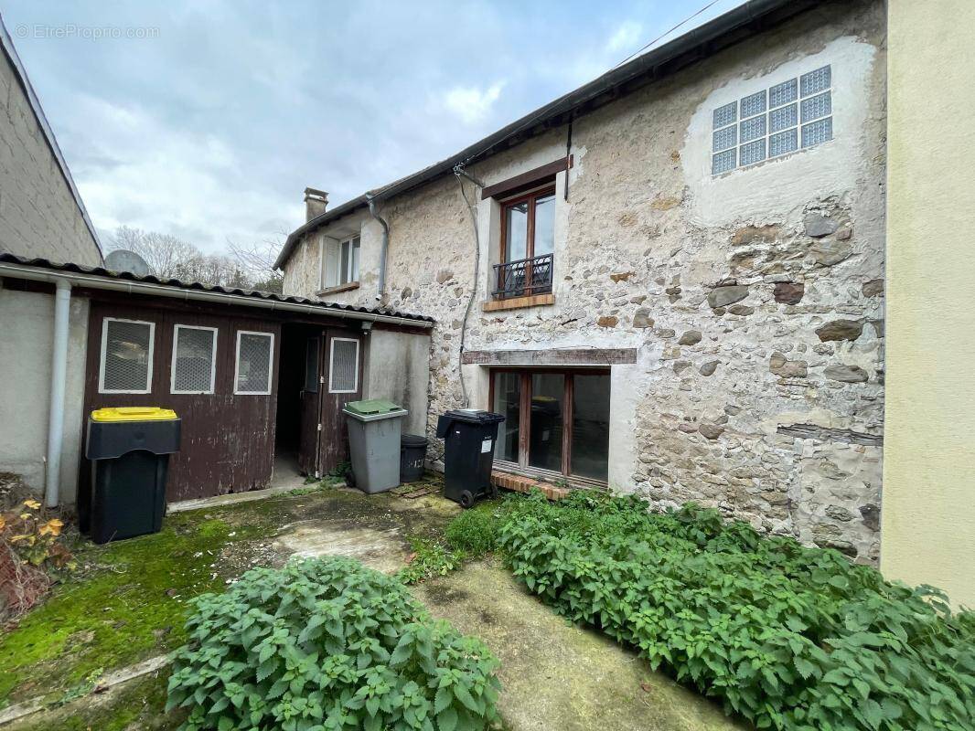 Maison à NEUFCHELLES