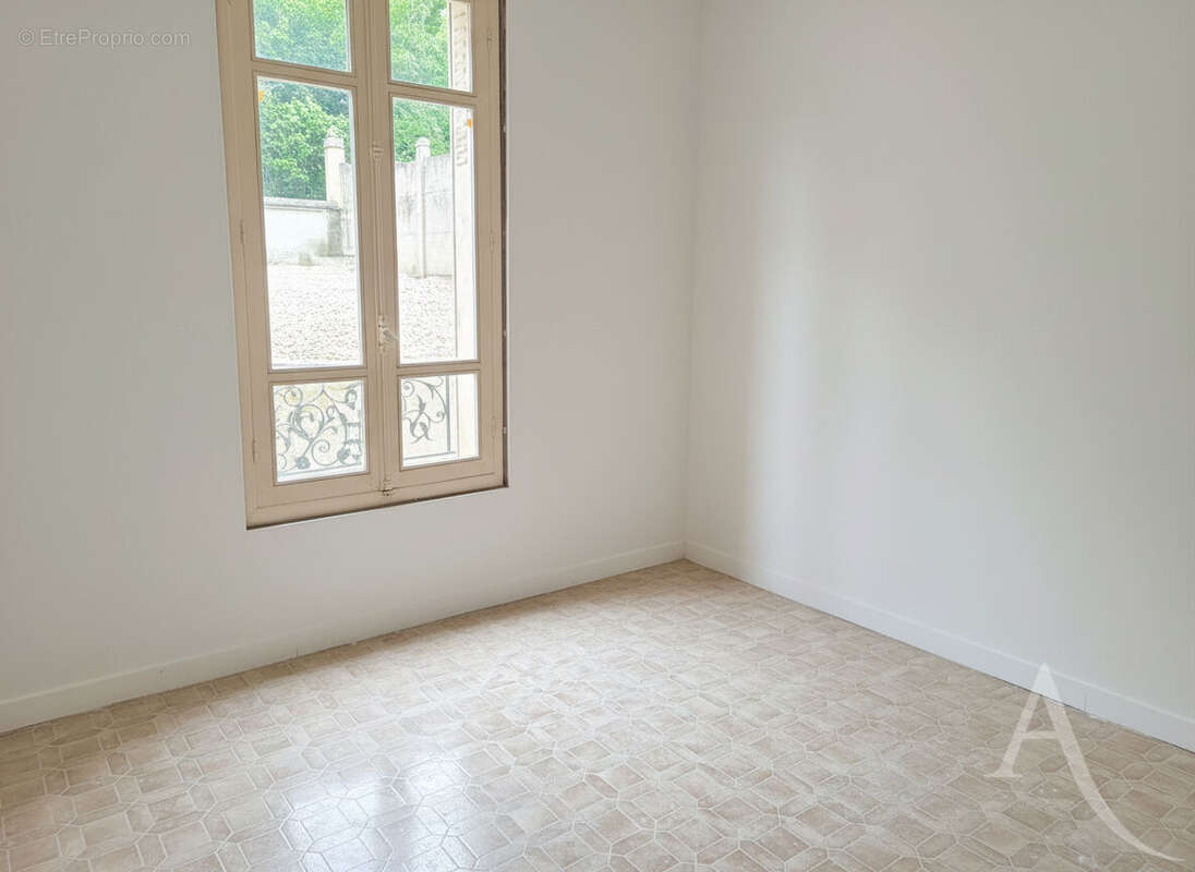 Maison Chaville rive gauche 7 pièces 150 m2 4 chambres  460 m² terrain face foret - photo 6