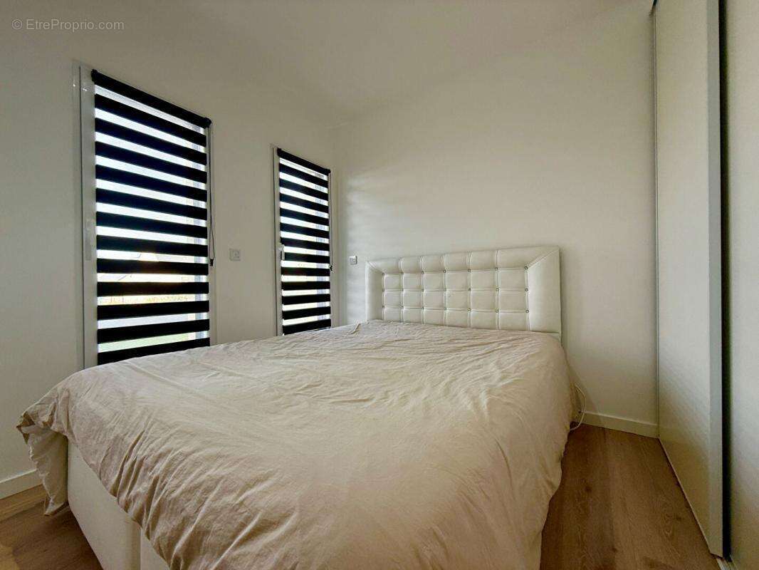 Maison à FRENOUVILLE